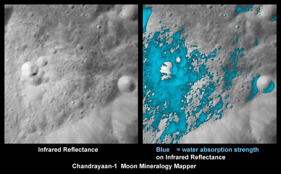 Zwei Bilder der Mondoberfläche, beide zeigen denselben Ausschnitt, rechts ist ein Bereich blau markiert, der Wasser enthalten soll.