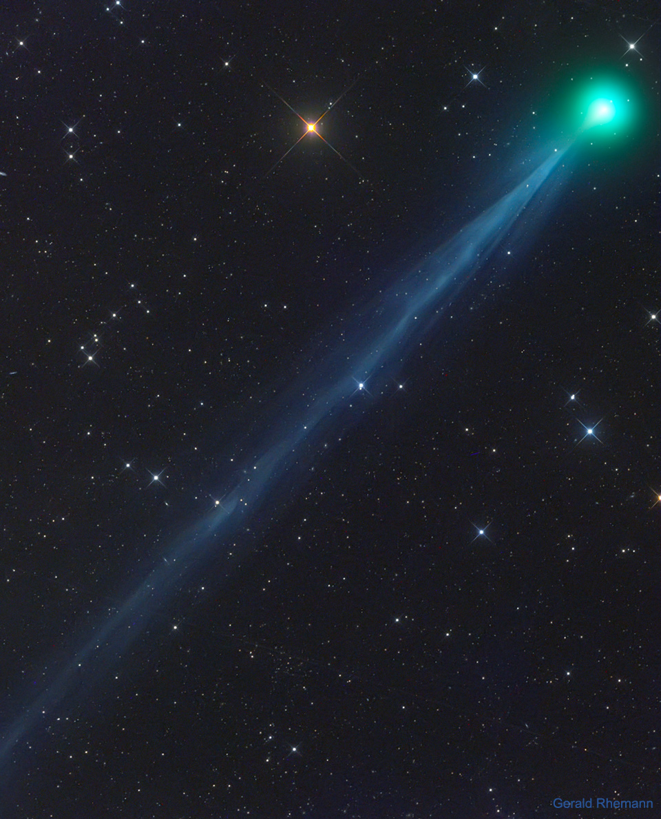 Der neu entdeckte Komet C/2020 F8 SWAN wird vielleicht im Juni hell genug für eine Beobachtung mit bloßem Auge; Ein Klick auf das Bild lädt die höchstaufgelöste verfügbare Version.