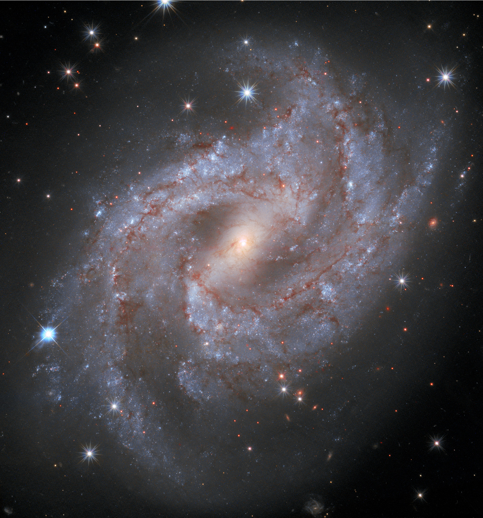 In der Balkenspiralgalaxie NGC 2525 im Sternbild Achterdeck des Schiffs (Puppis) wurde im Januar 2018 wurde die Supernova SN 2018gv entdeckt.