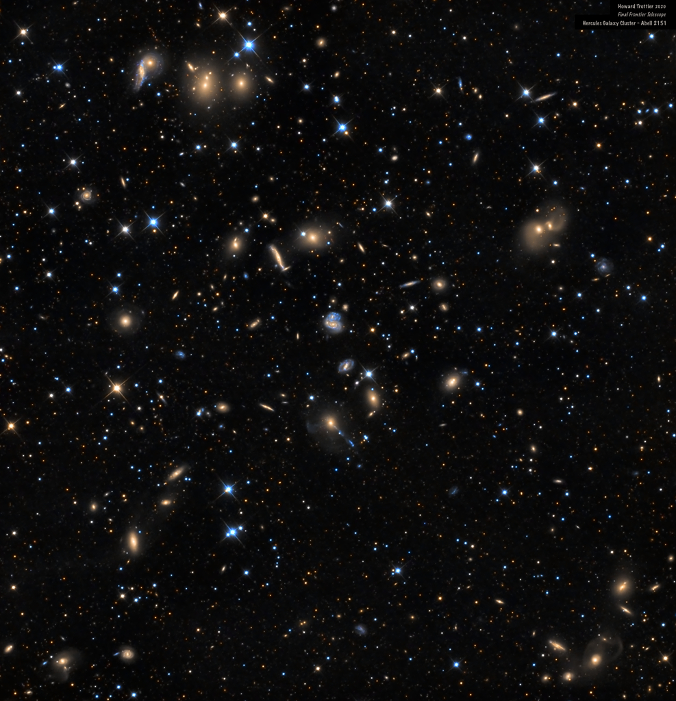 Der Herkules-Galaxienhaufen ist 500 Millionen Lichtjahre entfernt und wird auch als Abell 2151 bezeichnet.