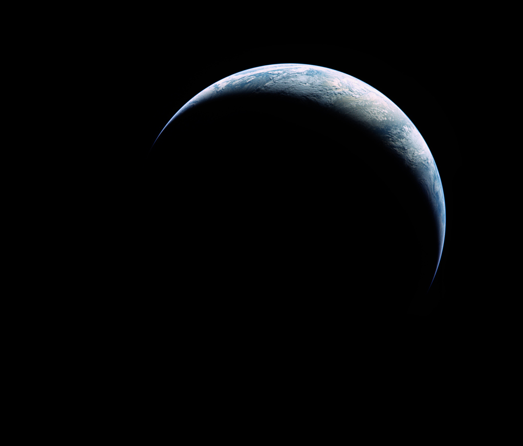 Die Originalfotografie dieses digital restaurierten Bildes, AS17-152-23420, wurde am 17. Dezember 1972 auf der Rückreise der Besatzung von Apollo 17 zur Erde fotografiert.