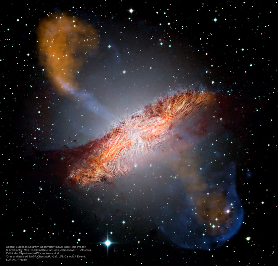 Das Infrarot-Teleskop SOFIA zeigt die Magnetfeldlinien der Galaxie Centaurus A.