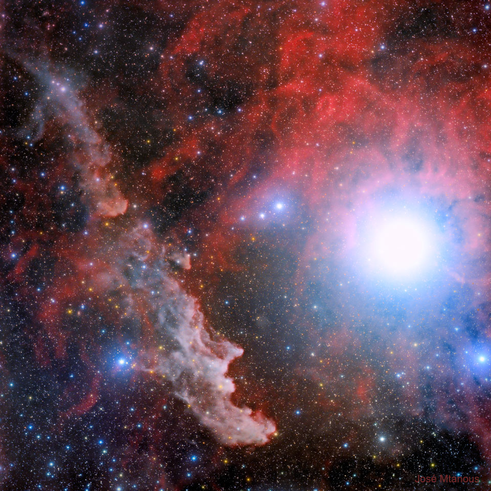 Der Hexenkopfnebel, auch als IC 2118 bezeichnet, starrt auf den Stern Rigel im Sternbild Orion.