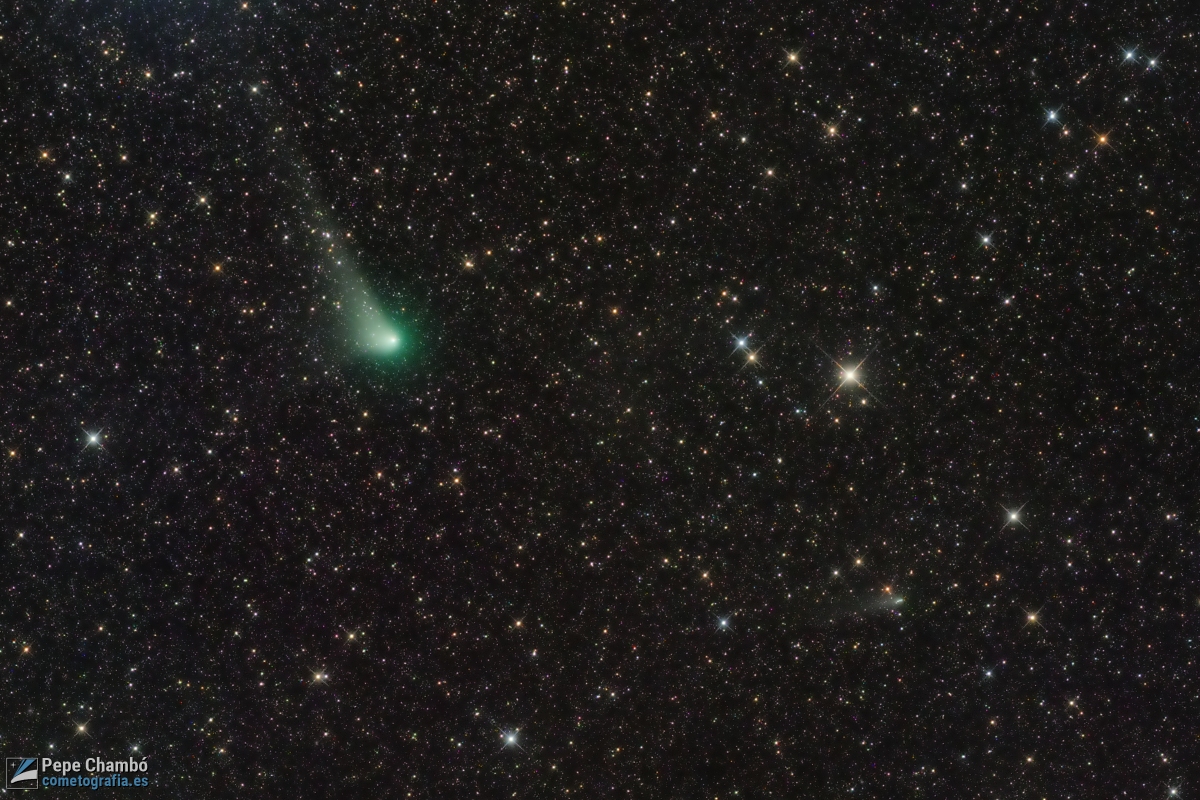 Das Bild vom 21. September zeigt die Kometen C/2017 K2 (PanSTARRS) und 73P/Schwassmann-Wachmann 3 im Sternbild Skorpion.