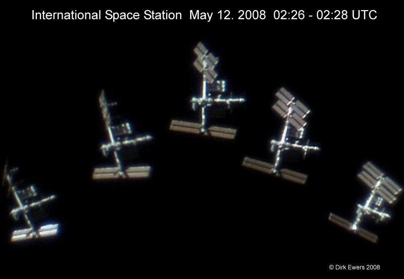 Die Internationale Raumstation ISS ist mehrfach im Bild, das von der Erde aus fotografiert wurde.