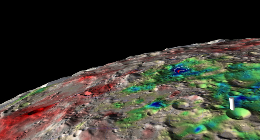 Ein Ausschnitt vom oberen Rand des Mondes ist abgebildet, die Krater wirken vertraut, ungewohnt sind rote, blaue und grüne Flecken auf der Oberfläche.