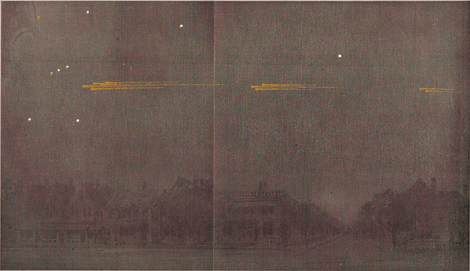 Auf diesem verblassten Gemälde ziehen Meteore in Gruppen über den Himmel. Unten ist eine Häuserzeile mit Bäumen, rechts oben das Sternbild Orion.