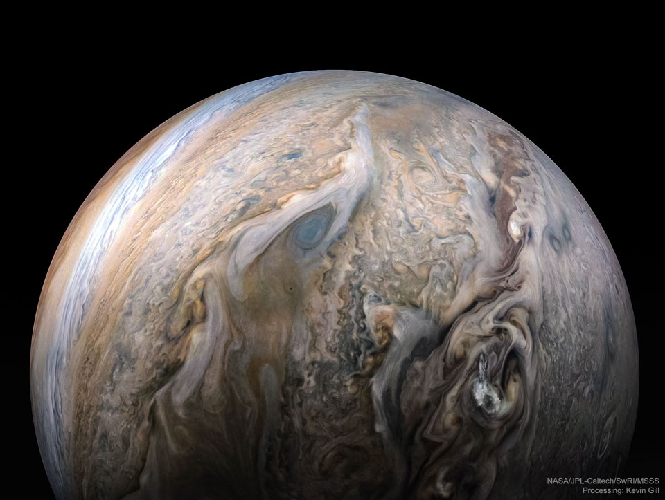 Siehe Beschreibung. Die Raumsonde Juno fotografiert Jupiters Wolkenoberflächen. Ein Klick auf das Bild lädt die höchstaufgelöste verfügbare Version.
