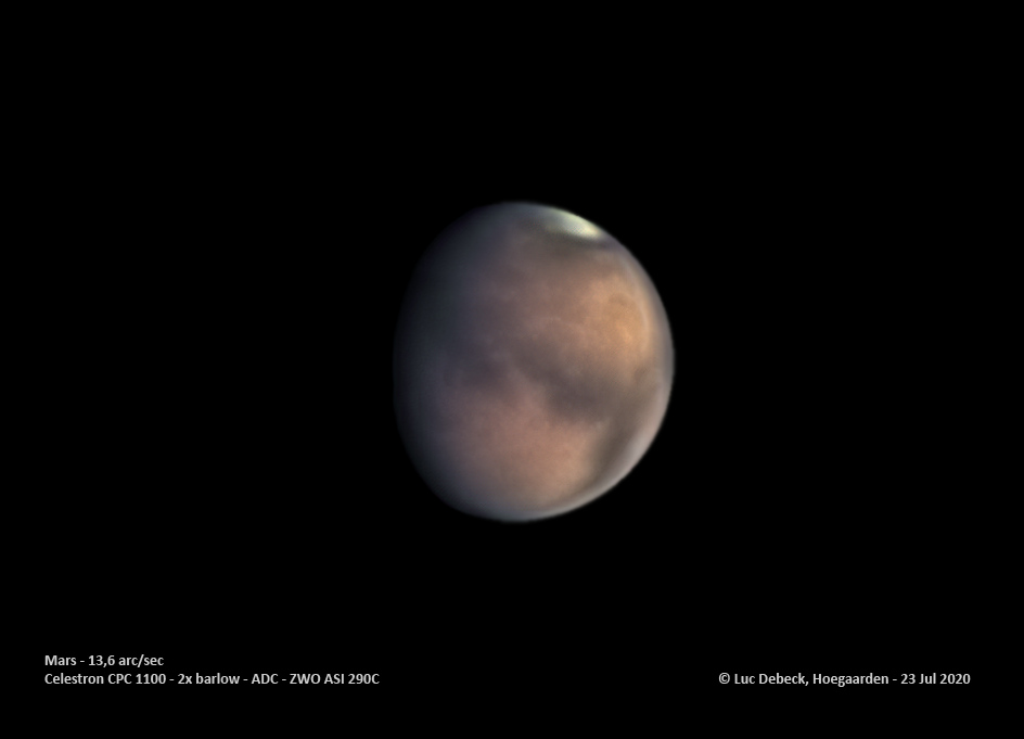 Dieses Teleskopfoto, das am 23. Juli in Hoegaarden in Belgien fotografiert wurde, zeigt Mars mit seiner Südpolkappe und der Region Syrtis Major.