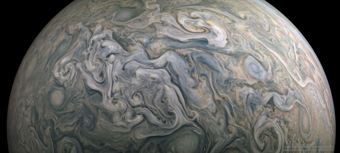 Wo ist das fehlende Ammoniak, das Juno in Jupiter hätte finden sollen? Vielleicht entsteht es durch flache Blitze, die im Zusammenhang mit musartigen Kugeln entstehen.