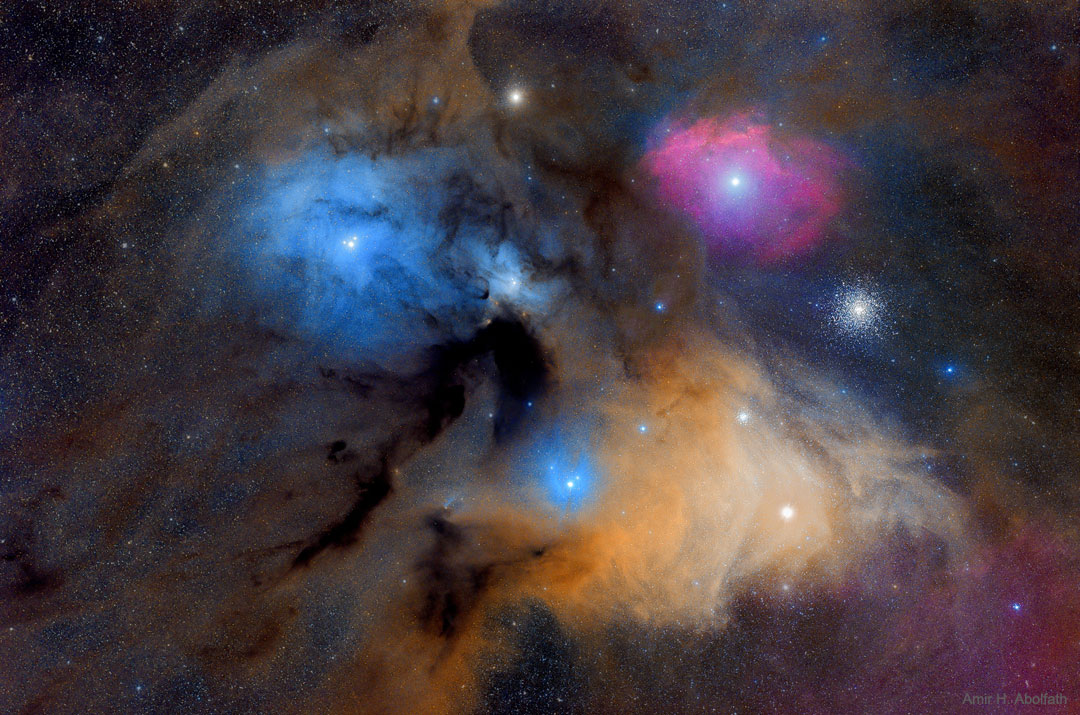 Die Sternwolken um Rho Ophiuchi im Schlangenträger zeigen eine Vielzahl an Prozessen in verschiedenen Farben.
