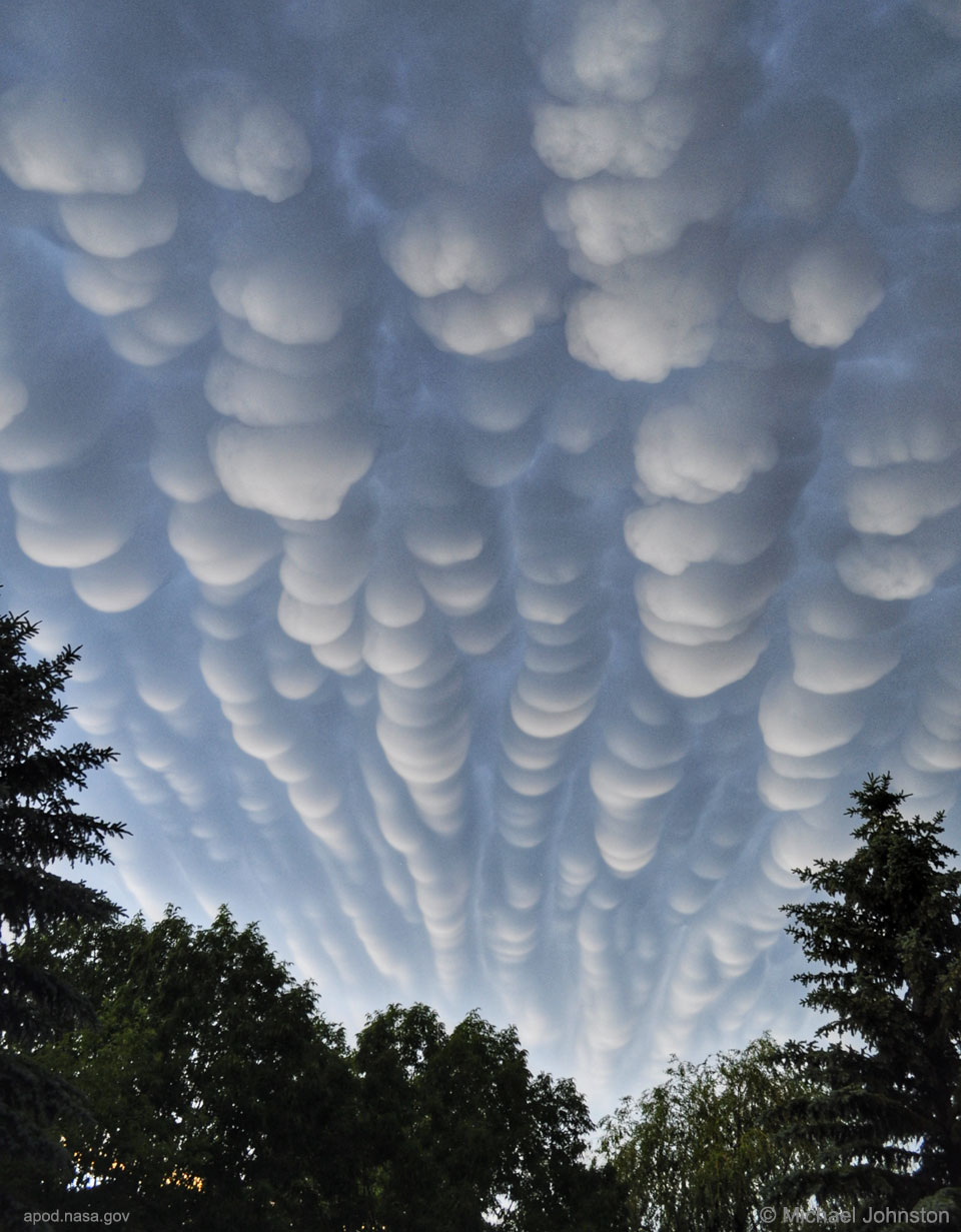 Mammatuswolken 2012 über Regina in Saskatchewan (Kanada).