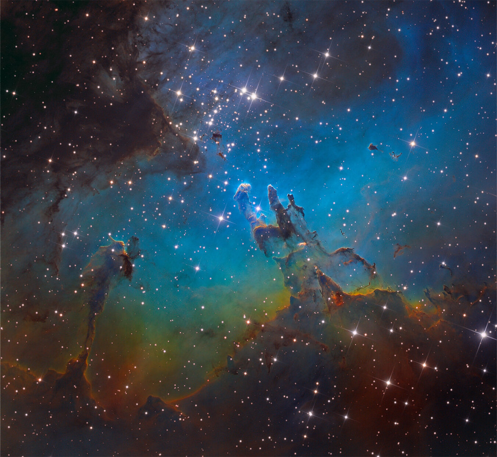 Sternbildungsregion und Sternhaufen M16 mit Säulen der Schöpfung und der Fee des Adlernebels im Sternbild Schlange.