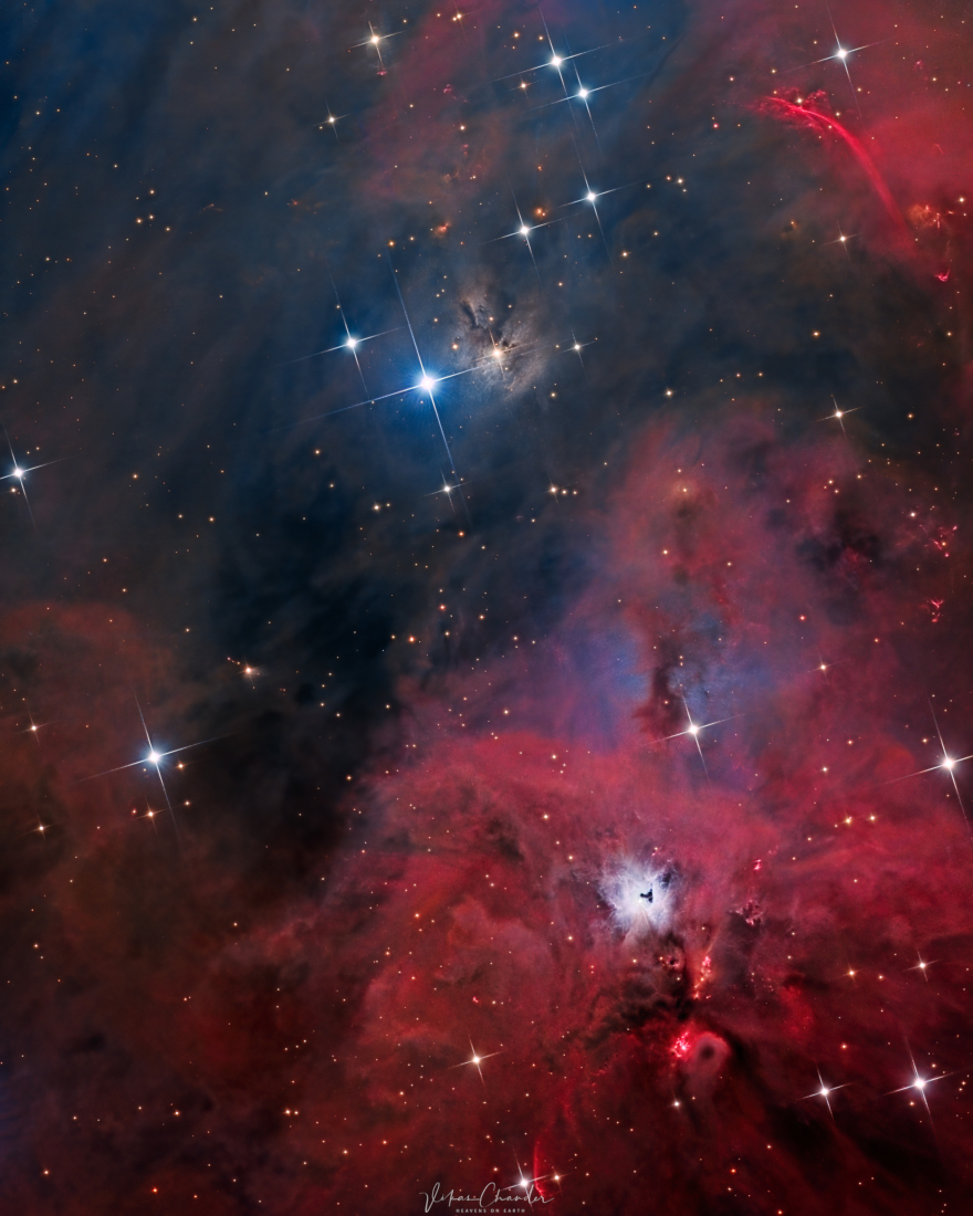 Der helle blaue Reflexionsnebel NGC 1999 südlich des Orionnebels in einer Region mit vielen Herbig-Haro-Objekten.