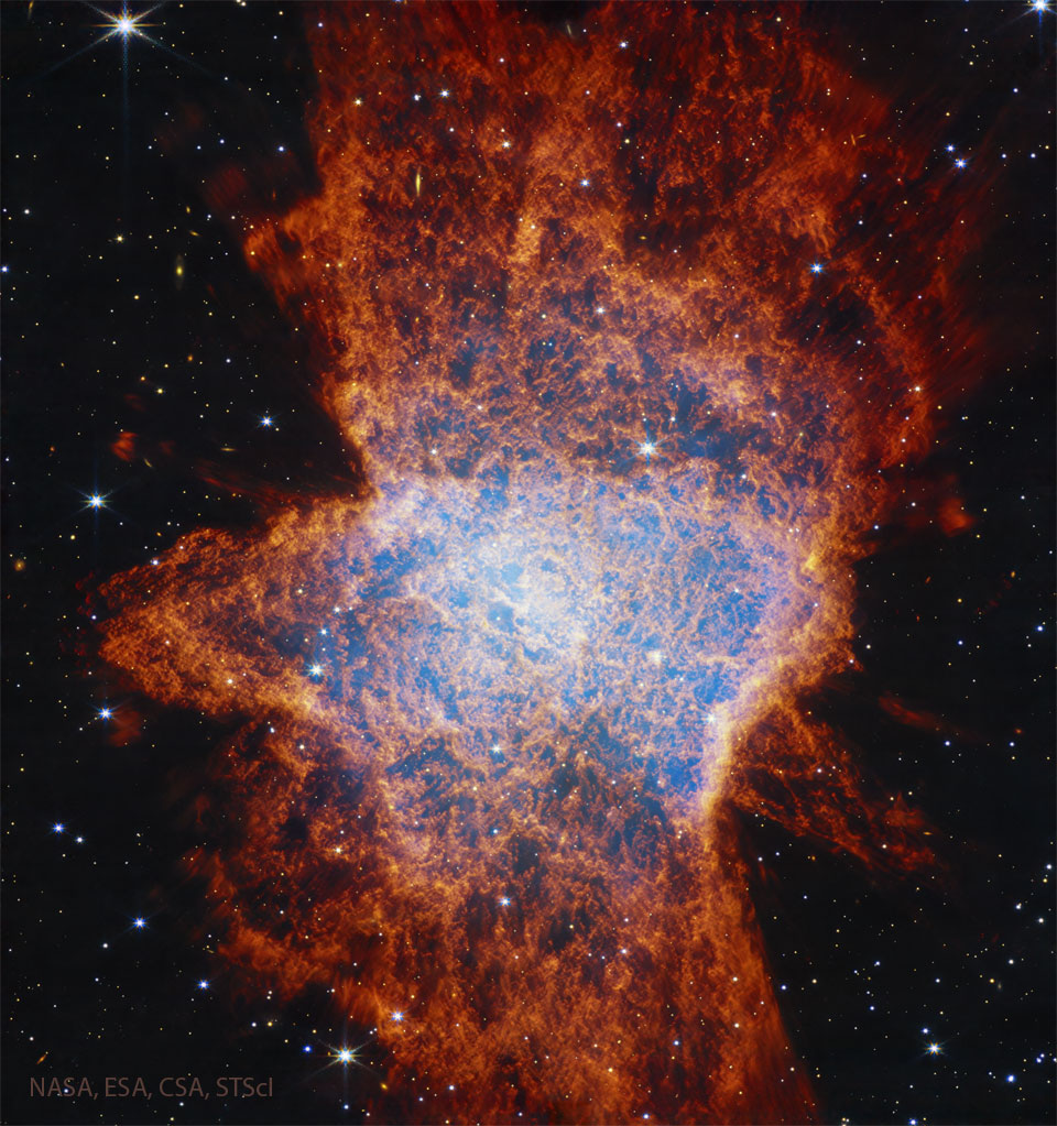 Der planetarische Nebel NGC 5072 ist hier sehr detailreich dargestellt. Er vermittelt den Eindruck einer Explosion, seine braunrot leuchtenden Fasern bilden ein engmaschiges Netz.